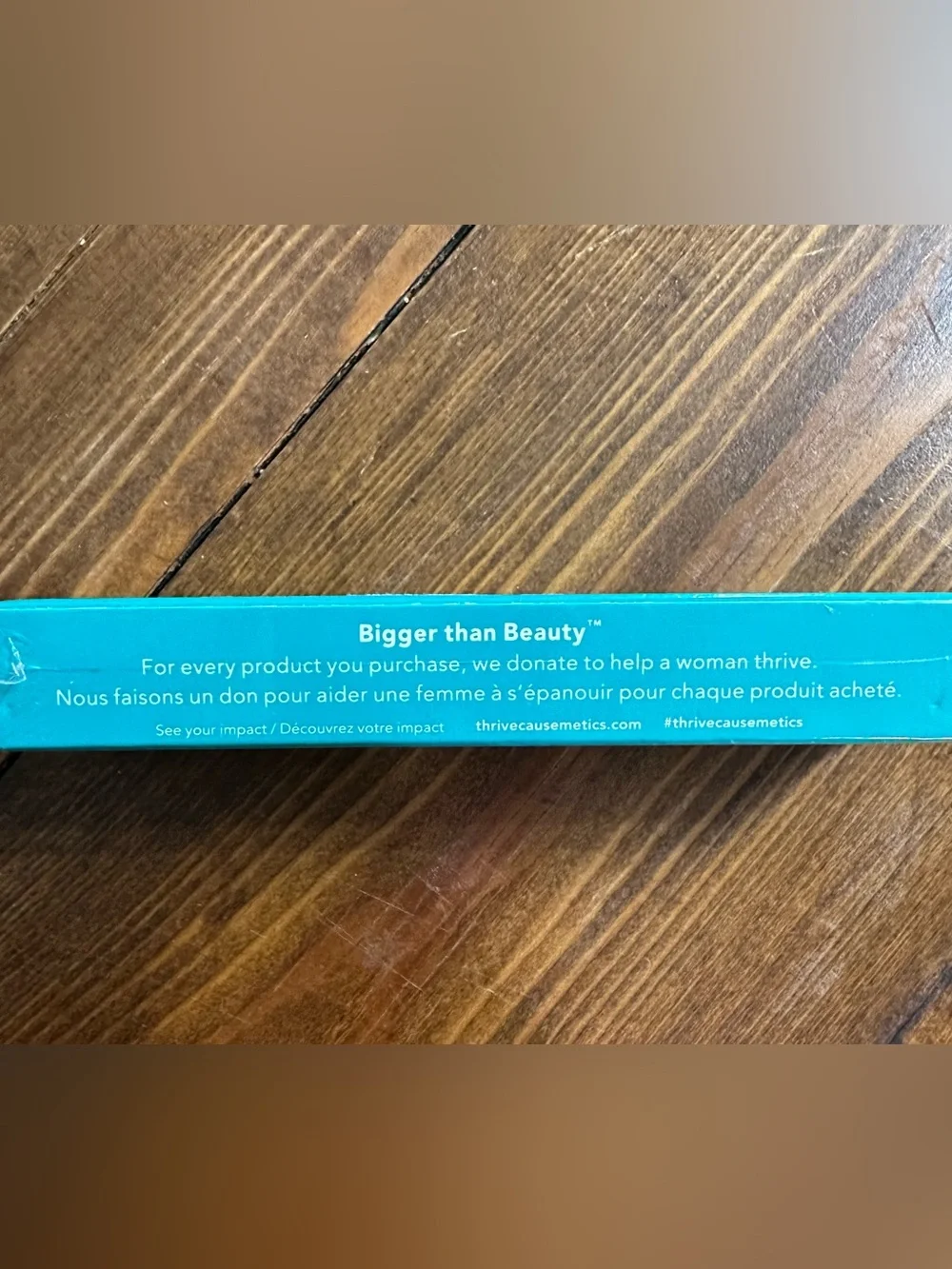 thrive causemetics Liquid Lash Extensions Mascara – Teal Box